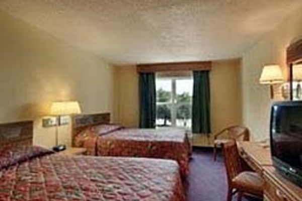 Hotel TRAVELODGE LAKE PARK VALDOSTA (Lake Park)